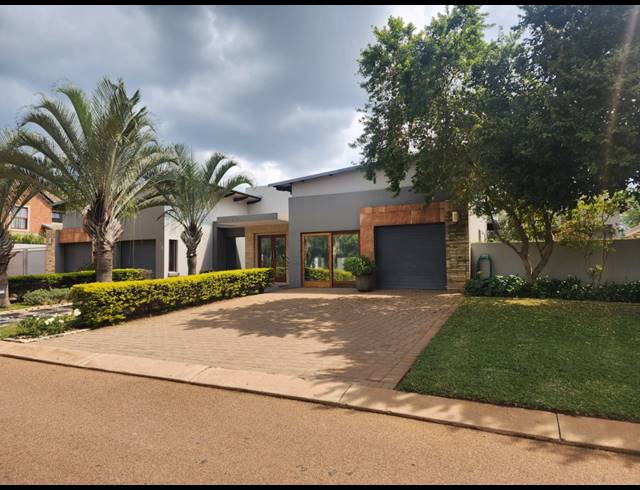 4 BEDROOM HOUSE FOR SALE IN ZAMBEZI COUNTRY ESTATE